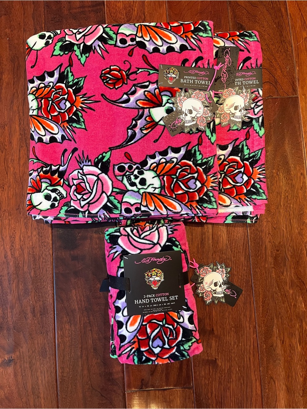 Ed Hardy Hot Pink Skull & Rose Bath and Hand Towel Set